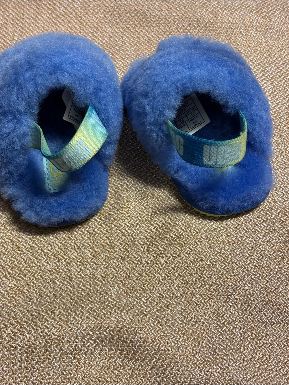 UGG Baby fluff yeah slides size 2/3 Blue